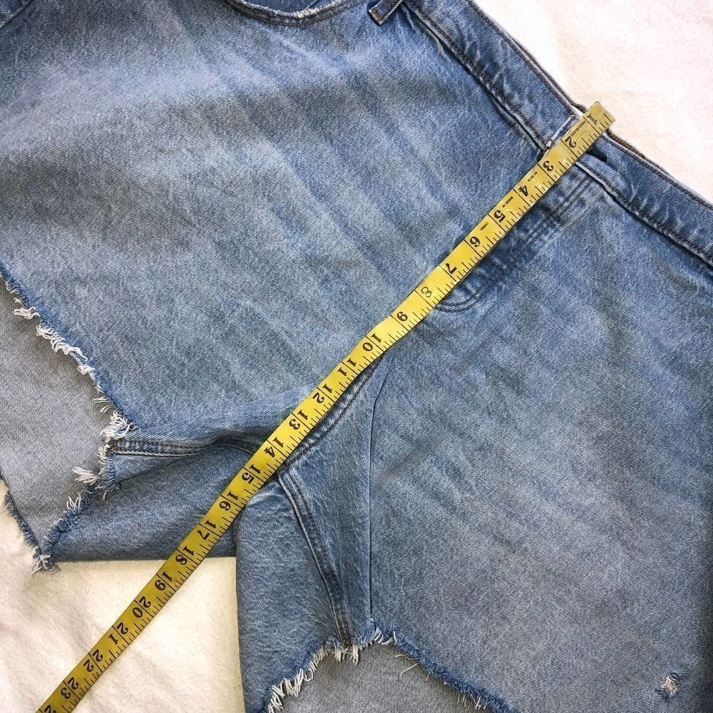 Abercrombie & Fitch Curve Love Distressed Blue Low Rise 90's Baggy Shorts- 37x24 - Picture 9 of 10